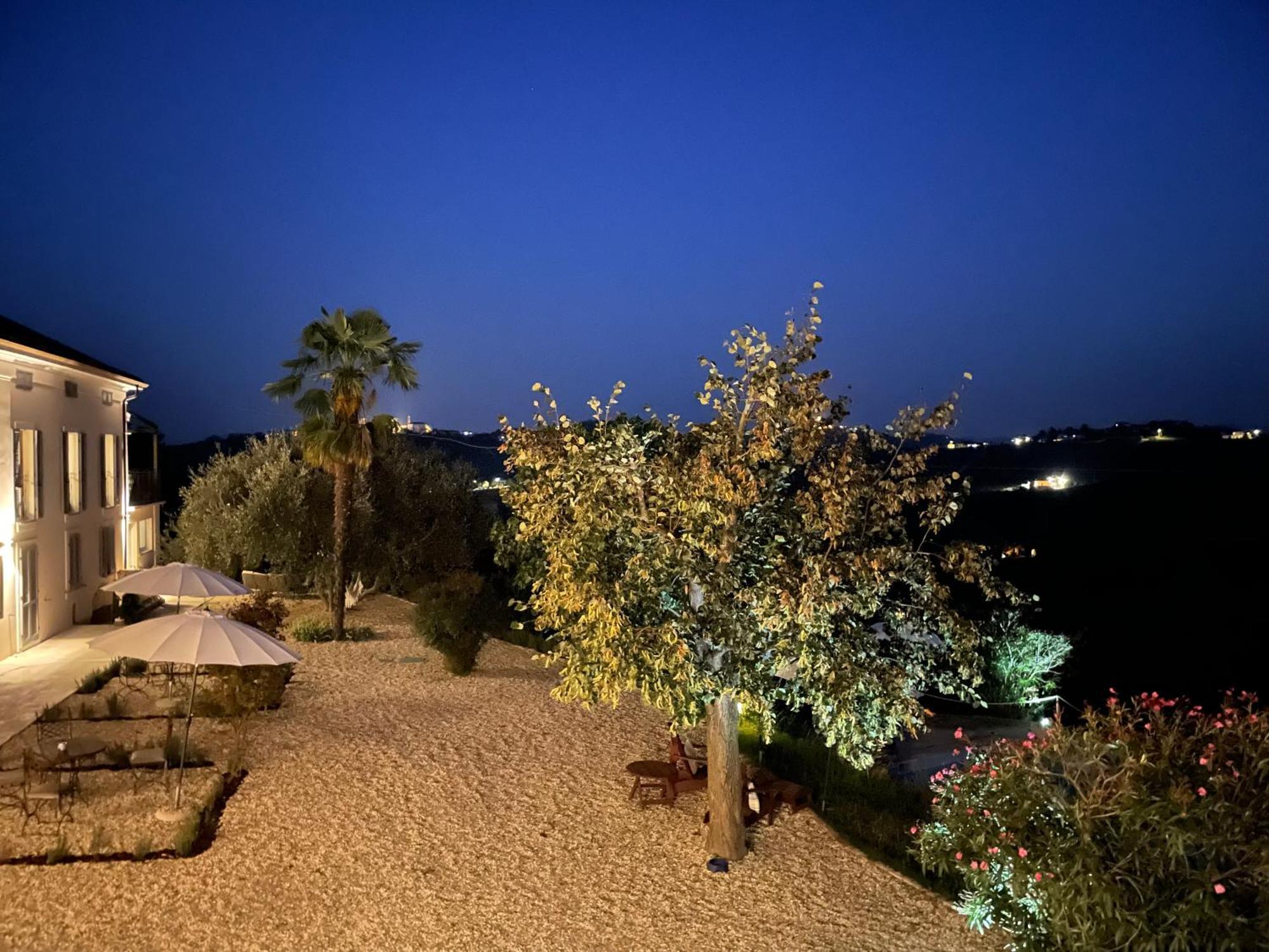Tenuta Dei Vicini - Luxury Apartments San Marzano Oliveto Eksteriør billede